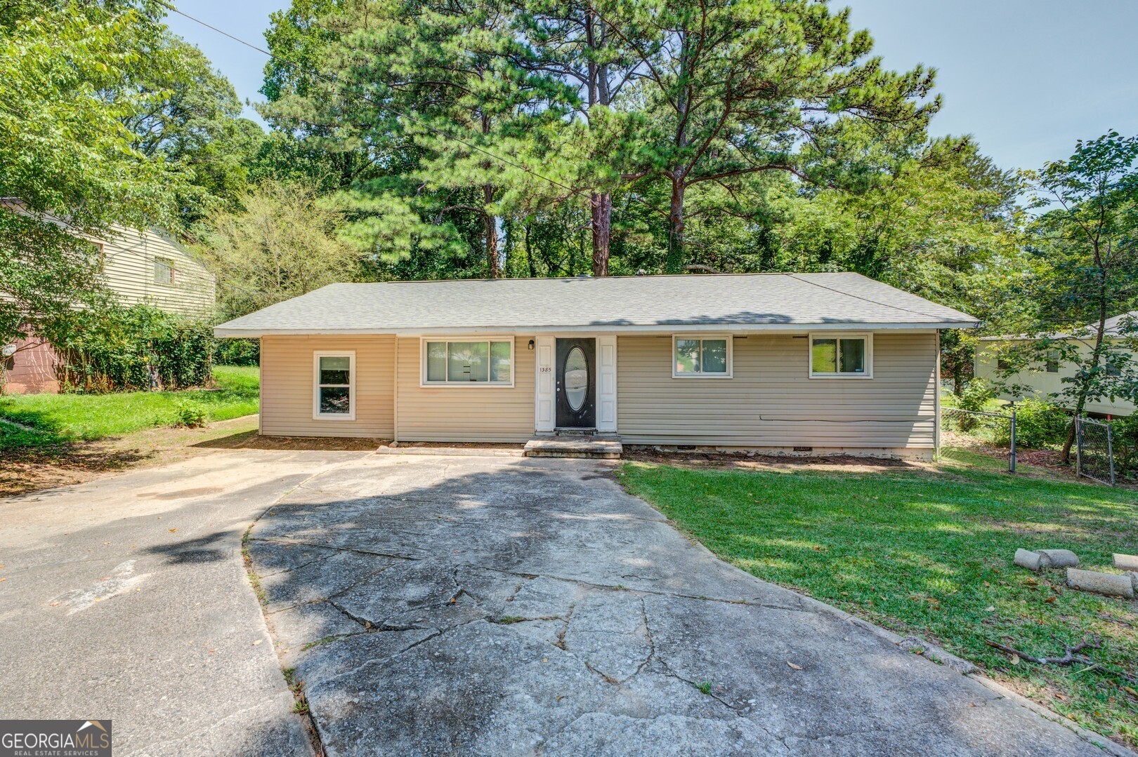 Cedar Creek Ln, Riverdale, GA 30296