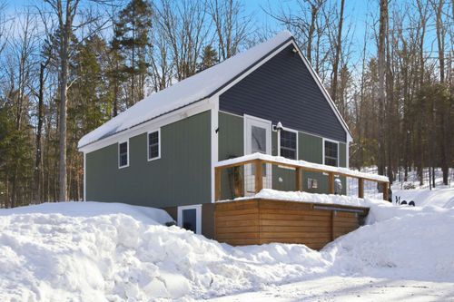 32 Deckmans Rd, Danbury, NH, 03230-4300 | Card Image