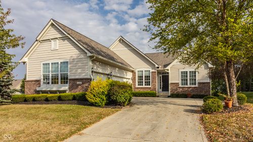 12244 Leewood Ct, Noblesville, IN, 46060-4180 | Card Image