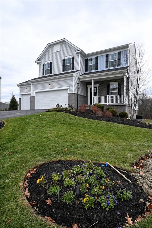 212 Creekside Dr, Oakdale, PA, 15071-1800 | Card Image