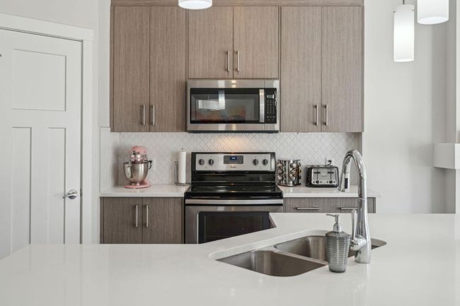 35 Sage Bluff Heights Nw, Home with 3 bedrooms, 3 bathrooms and 2 parking in Calgary AB | Image 9