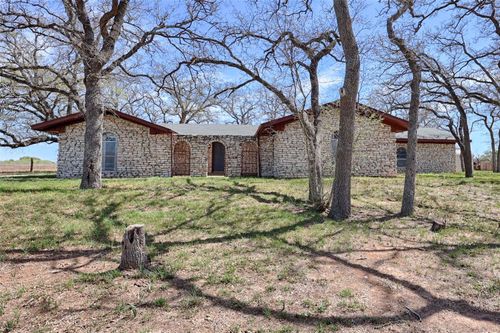 395 State Highway 304, Gonzales, TX, 78629-2853 | Card Image