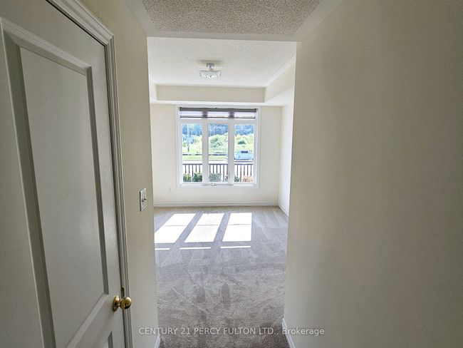 107 - 2540 William Jackson Dr, Condo with 2 bedrooms, 2 bathrooms and 3 parking in Pickering ON | Image 12