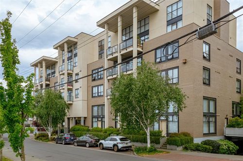 104-820 Short St, Saanich, BC, V8X2V6 | Card Image