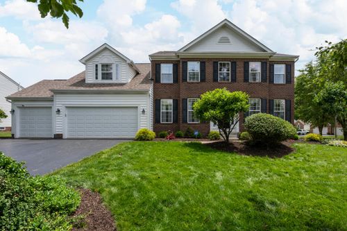 4952 Alston Grove Dr, Westerville, OH, 43082-8068 | Card Image