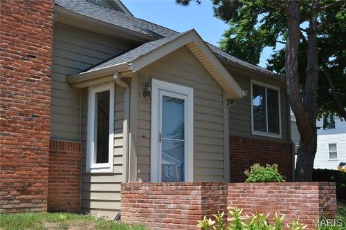 2224 Clayville Ct, Chesterfield, MO, 63017-8253 | Card Image