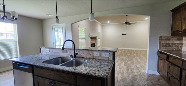4202 Sw Limestone Ave, House other with 3 bedrooms, 2 bathrooms and null parking in Bentonville AR | Image 5