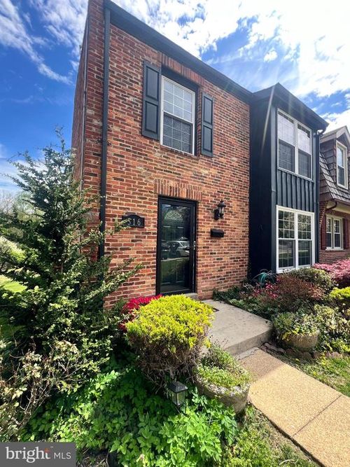 d516-516 Meadow Hall Dr, ROCKVILLE, MD, 20851-1556 | Card Image