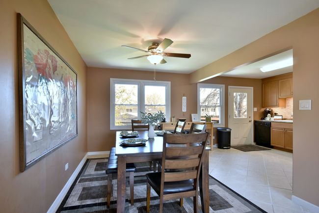 7644 161 St St, House other with 4 bedrooms, 3 bathrooms and 2 parking in Tinley Park IL | Image 7