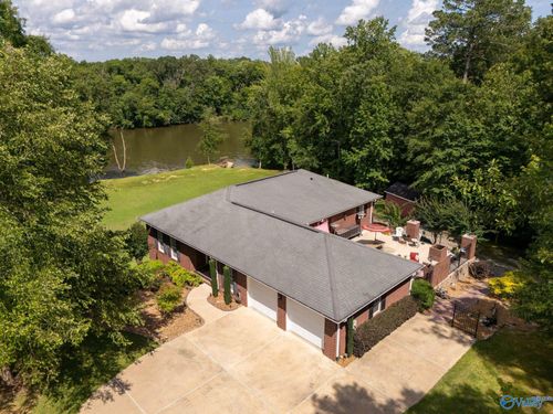 556 Hardie Ln, Gadsden, AL, 35903-4574 | Card Image