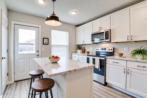 2058 Henrietta Dr, Forney, TX, 75126-3778 | Card Image