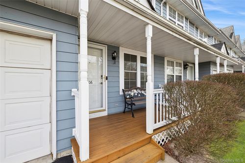 106 Northwood Blvd, Central Islip, NY, 11722-4667 | Card Image