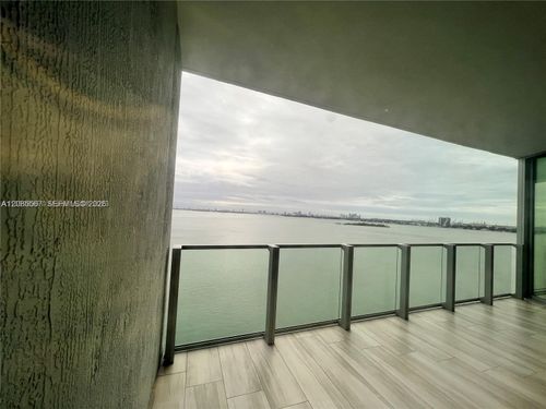 1104-2900 Ne 7th Ave, Miami, FL, 33137-4396 | Card Image