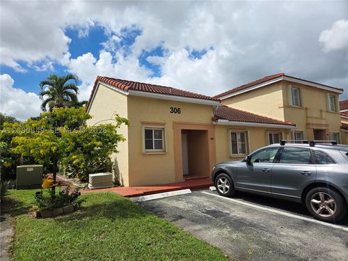 3-101-306 Nw 114th Ave, Sweetwater, FL, 33172-4755 | Card Image