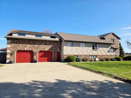 63810 Middle Colon Rd, Burr Oak, MI, 49030-9659 | Card Image