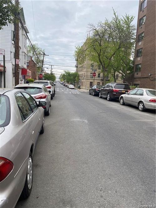 1-769 E 223rd St, Bronx, NY, 10466-4203 | Card Image