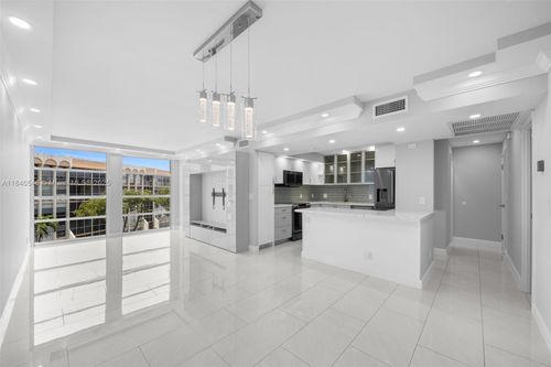apt-411-701 Three Islands Blvd, Hallandale Beach, FL, 33009-2832 | Card Image