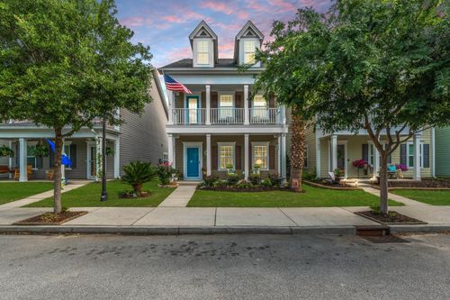 422 Verbena Ave, Summerville, SC, 29483-5375 | Card Image