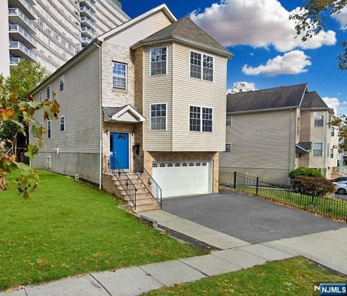 54 Melrose Avenue, East Orange, NJ, 07018 | Card Image