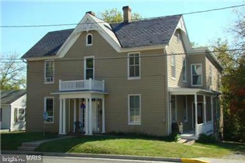 323 S Church St, Woodstock, VA, 22664-1748 | Card Image