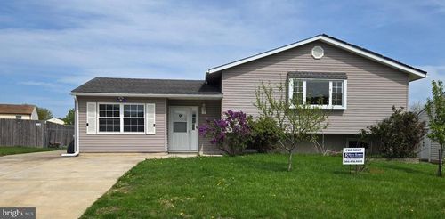 9 Warren Dr, NEWARK, DE, 19702-2848 | Card Image