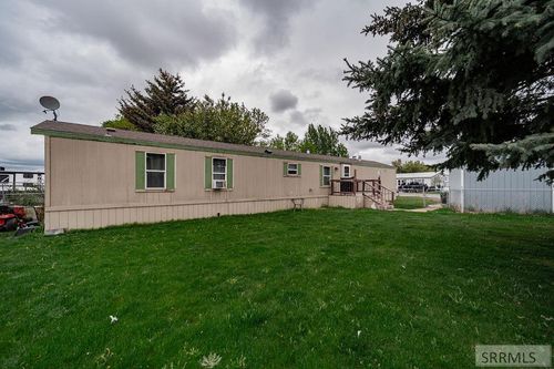 2071 Bristlecone Lane, Idaho Falls, ID, 83401 | Card Image