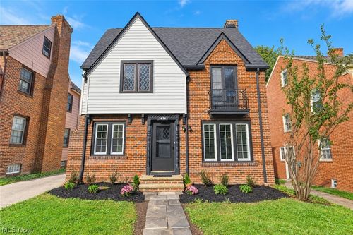 3624 Rolliston Rd, Shaker Heights, OH, 44120-5137 | Card Image