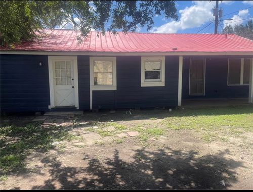 602 E 4th St, Alice, TX, 78332-4702 | Card Image