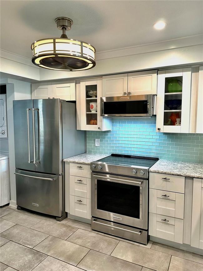 APT-402 - 610 Island Way, Condo with 2 bedrooms, 2 bathrooms and null parking in CLEARWATER BEACH FL | Image 5