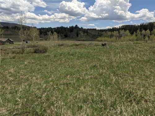 32423 Ute Trl, Oak Creek, CO, 80467-8570 | Card Image