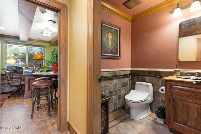 Main Floor 1/2 Bath | Image 13