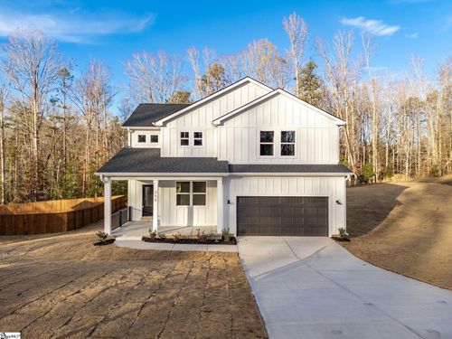 350 W River Grove Cir, Roebuck, SC, 29376-3940 | Card Image