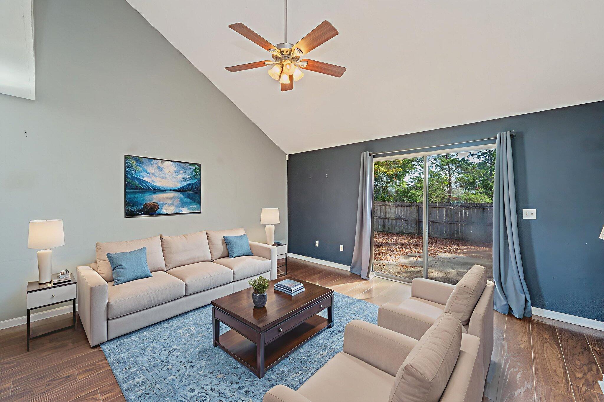Residential in Mary Esther 5