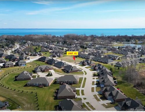 33802 Au Sable Dr, Chesterfield, MI, 48047-4388 | Card Image