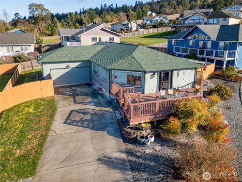 70 Onyx Ln, Sequim, WA, 98382-4753 | Card Image