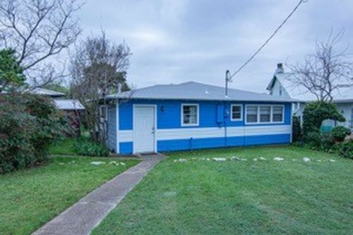 117 Beachview Loop, Whitney, TX, 76692-4581 | Card Image