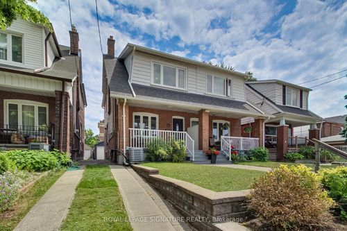 15 Glebeholme Blvd, Toronto, ON, M4J1S3 | Card Image