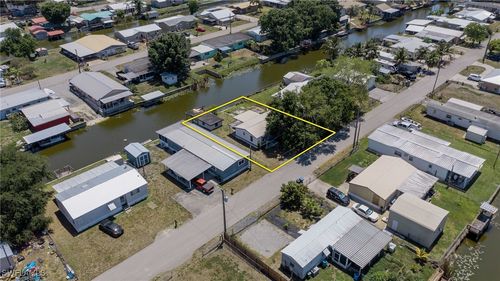 1055 7th St, OKEECHOBEE, FL, 34974-0449 | Card Image