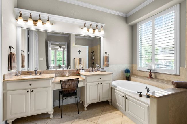 Primary ensuite bathroom with walk in shower | Image 19