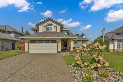 16529 85 Ave, Surrey, BC, V4N3H2 | Card Image
