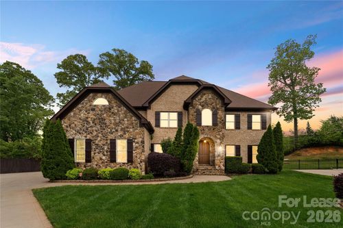 7307 Roseland Ave, Charlotte, NC, 28277-2783 | Card Image