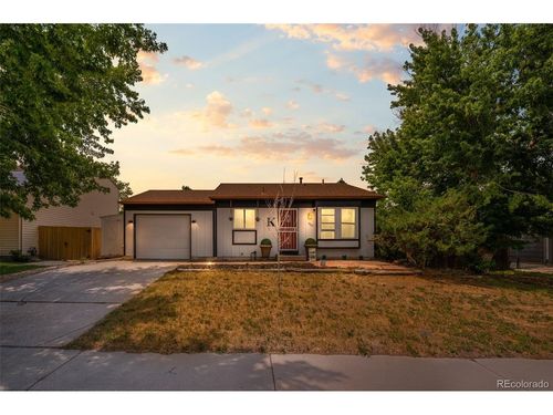 1927 Cathay Ct, Aurora, CO, 80011-5255 | Card Image