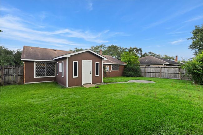 1330 Stevenage Ln, House other with 3 bedrooms, 2 bathrooms and 2 parking in Channelview TX | Image 24