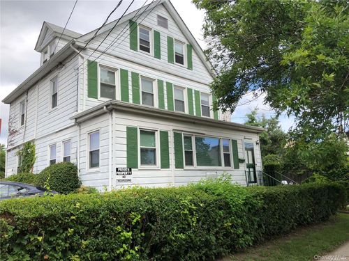 2nd-fl-17 Myrtle St, Manhasset, NY, 11030-2236 | Card Image