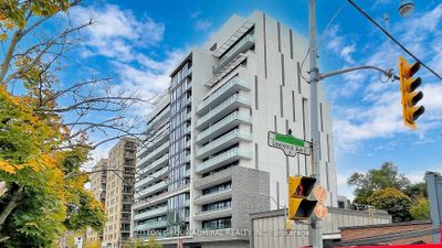 708 - 3018 Yonge St, Condo with 2 bedrooms, 2 bathrooms and 1 parking in Toronto ON | Image 1