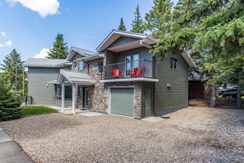 306 4 Avenue, Rural Cypress County, AB, T0J1C0 | Card Image