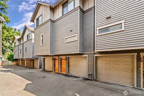 unit-c-1019 Ne 125th St, Seattle, WA, 98125-4094 | Card Image