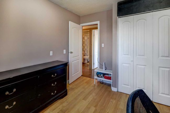 464 Malvern Close Ne, Home with 4 bedrooms, 2 bathrooms and 2 parking in Calgary AB | Image 13