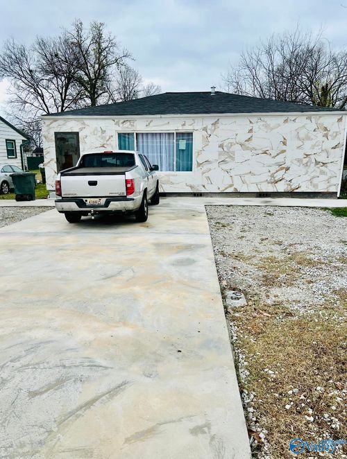 3605 6th Ave Sw, Huntsville, AL, 35805-3501 | Card Image