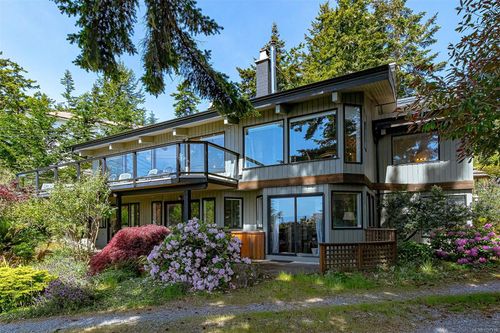 7954 West Coast Rd, Sooke, BC, V0S1N0 | Card Image